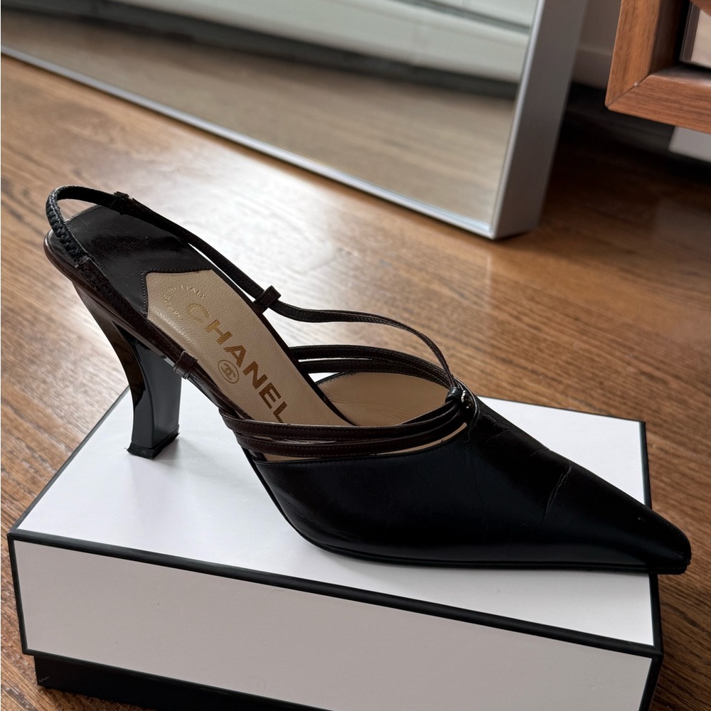 Chanel slingbacks - Picture 2 of 7